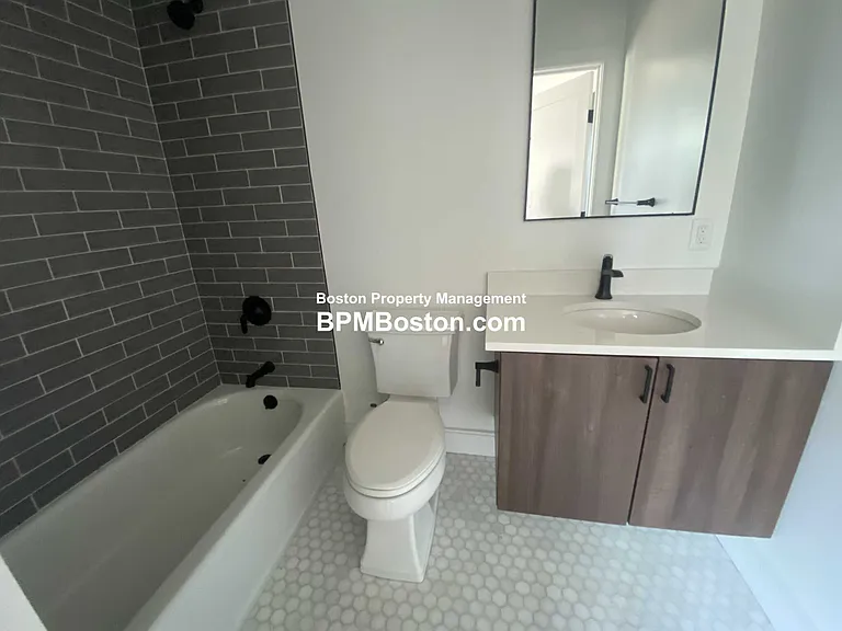 Ward St — Photo 7