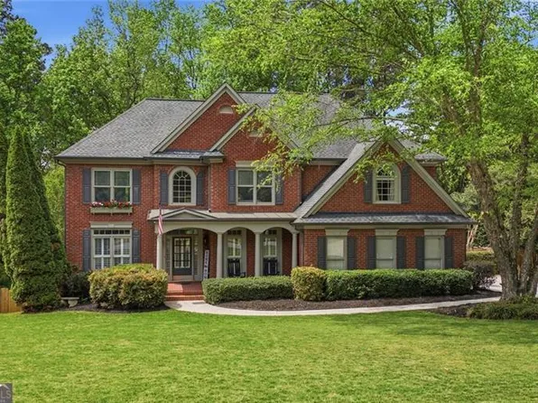 5230 Woodleaf Dr, Cumming, GA 30040