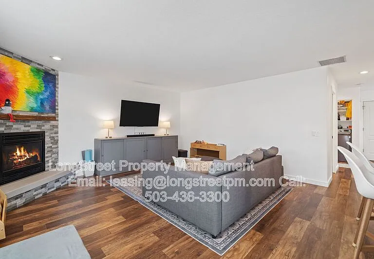 3144 NE 2nd Ct — Photo 12