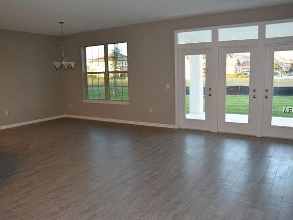 4th image of 8775 Crescendo Ave
