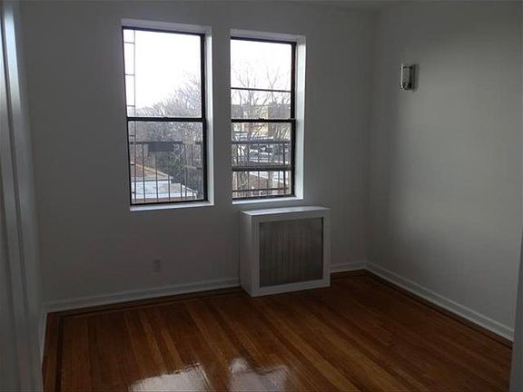 3rd image of 6305 Boulevard East APT E4