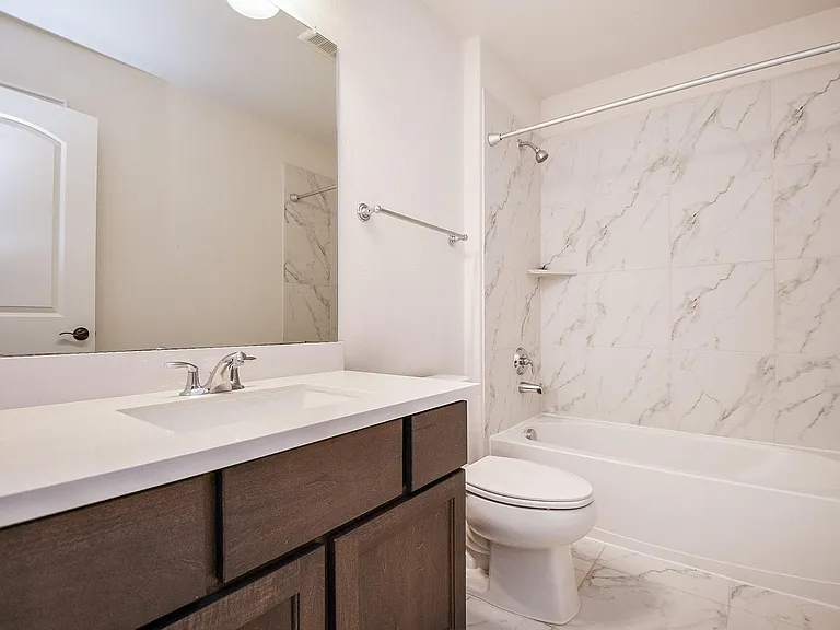 8526 Tombron Grove Rd — Photo 41
