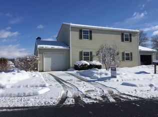 42 Dogwood Ln, Cleona, PA 17042