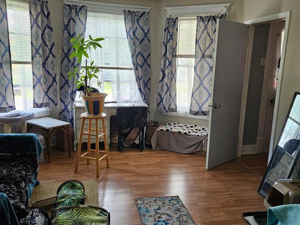 2178 Fairview Ave FLOOR 1