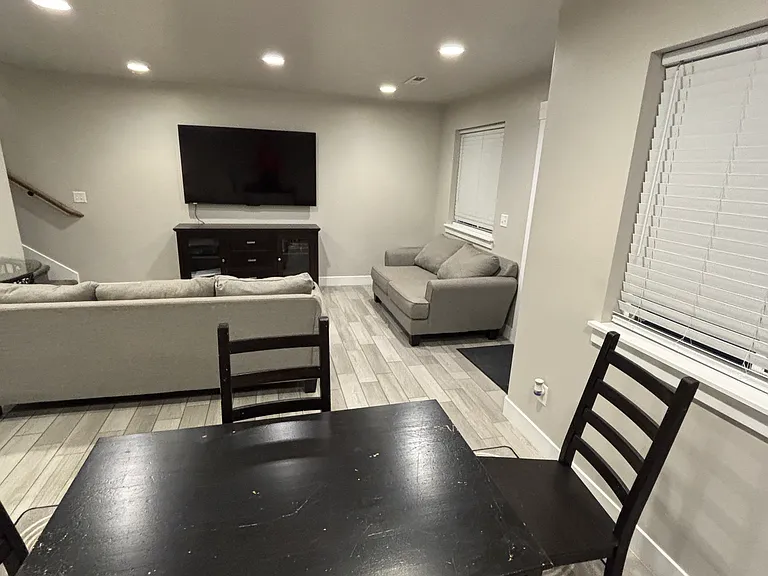1231 N 450 E — Photo 8