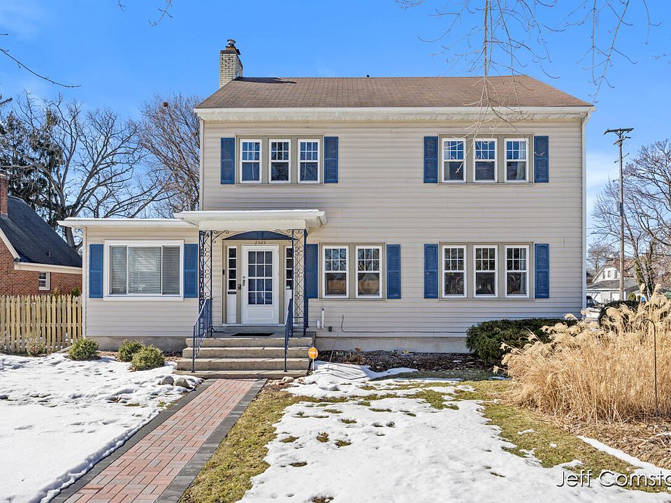 1st image of 2303 Everest Ave SE
