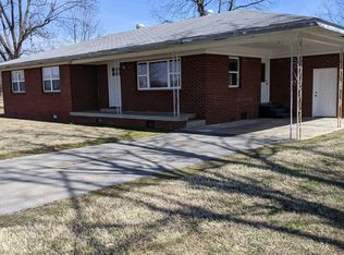 750 S Allen St, Piggott, AR 72454