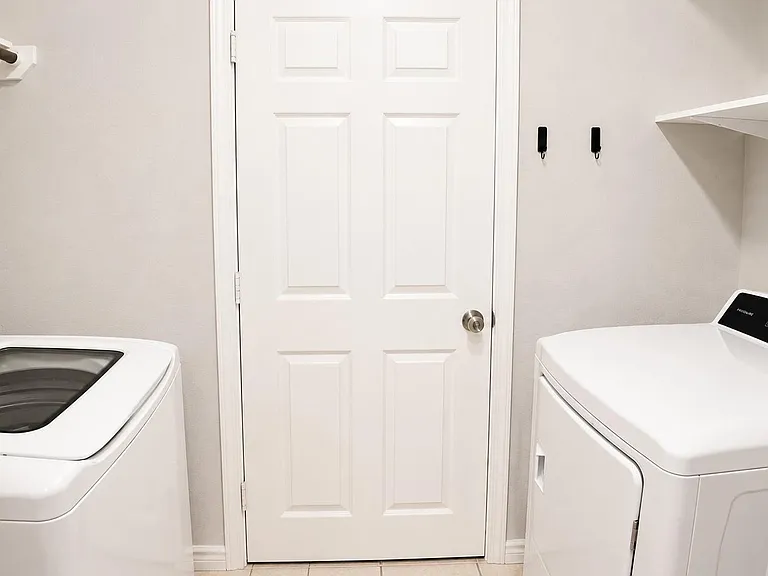 124 Camelot Place Ct — Photo 26