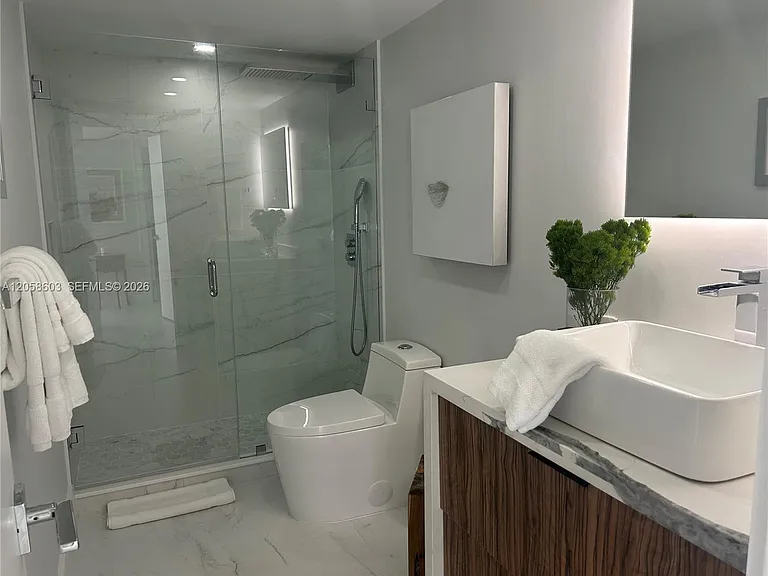 936 Intracoastal Dr #19H — Photo 19