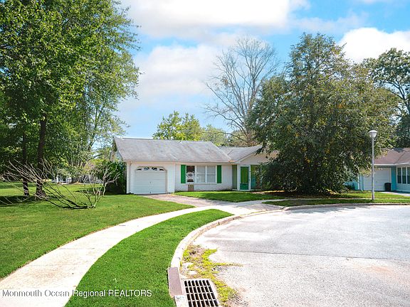 4th image of 129 Azalea Court