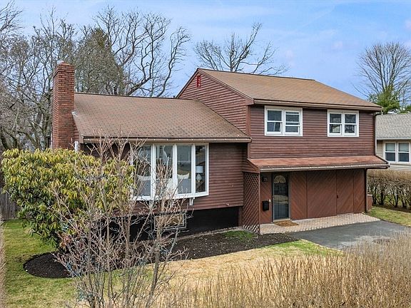 2nd image of 78 Bayview Rd