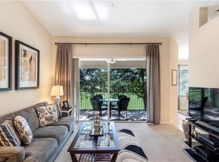 3595 Laurel Greens Ln N UNIT 203, Naples, FL 34119