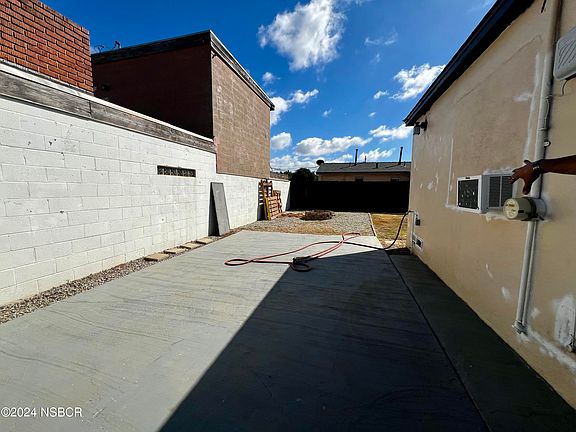 3rd image of 120 E Orchard St