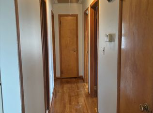 17 S Harrison Ave, Iselin, NJ 08830