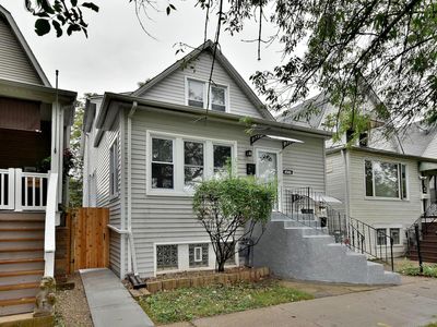 4506 N Keystone Ave, Chicago, IL, 60630