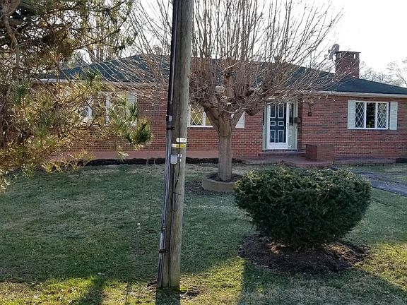 3rd image of 145 Highview St