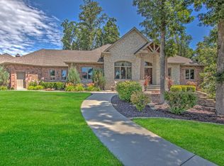 1050 Foy Ct, Crown Point, IN 46307