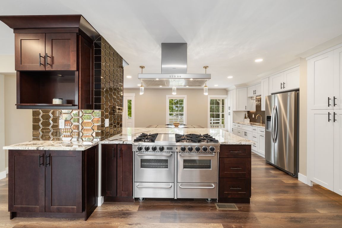 next background image