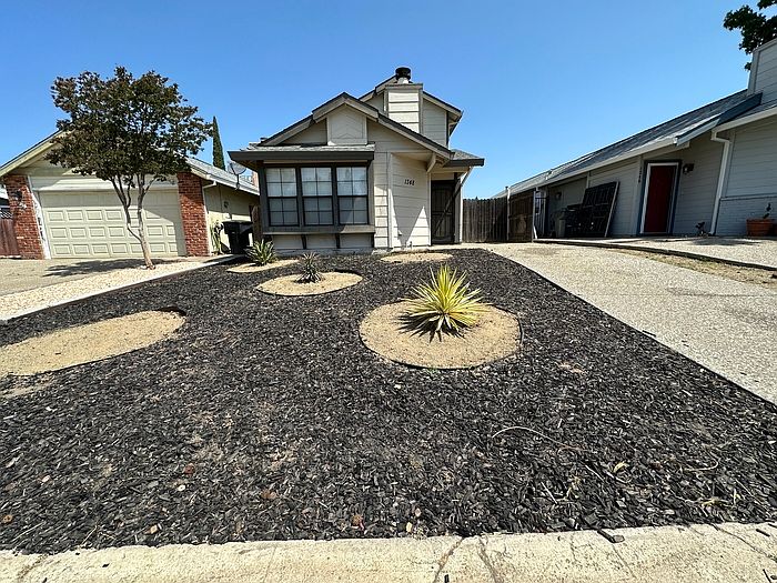 1st image of 1348 Chignahuapan Way