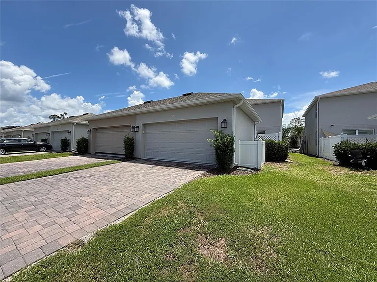 5647 Quiet Palm Loop — Photo 23
