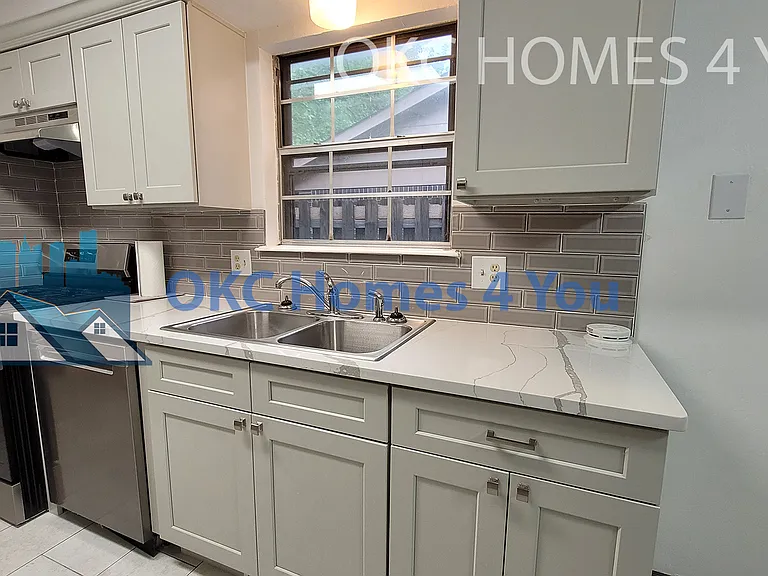 1305 Creek Dr — Photo 8