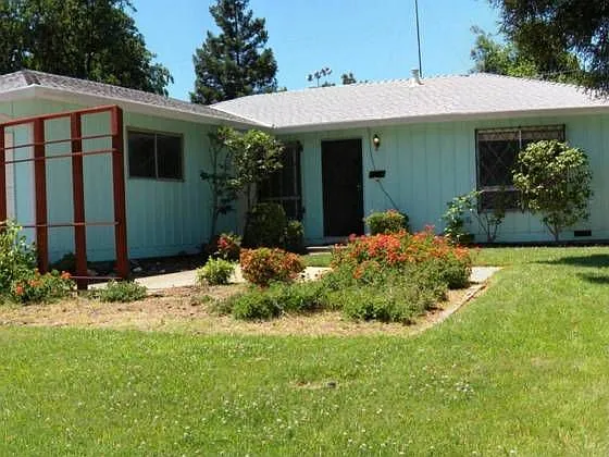 6614 47th St photo 1