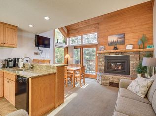 528 Moose Mountain Dr, Tofte, MN