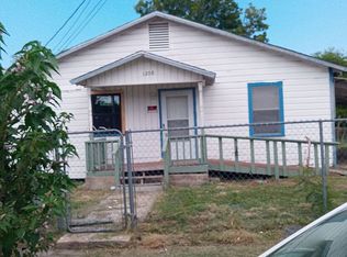 1208 Sabinas St, Corpus Christi, TX 78405