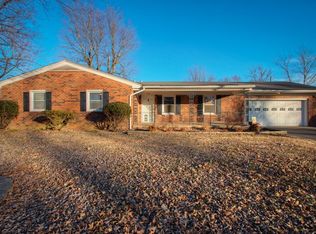 3750 Locust Hill Dr W, Owensboro, KY 42303