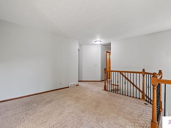 4th image of 16911 N Cir