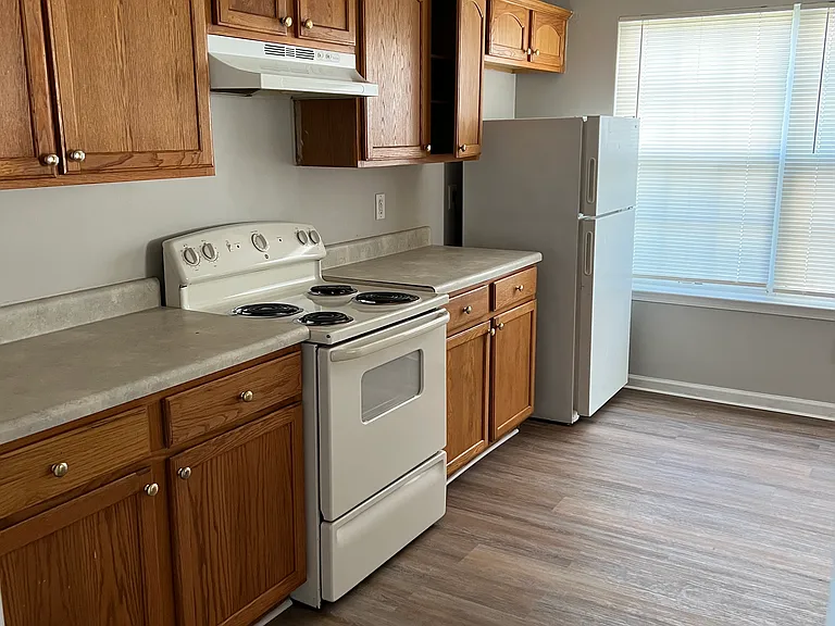 6401 Walnut Way — Photo 5