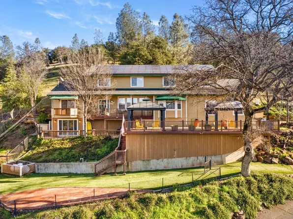 18790 Oak Grove Road, Hidden Valley Lake, CA 95467