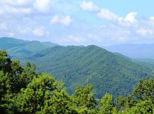000 Cherokee Dr, Mountain City, TN 37683