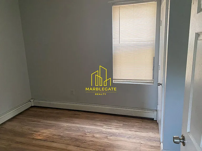 133 Elizabeth Ave #33 — Photo 6
