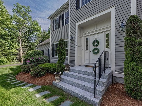 4th image of 15 Granite Ln
