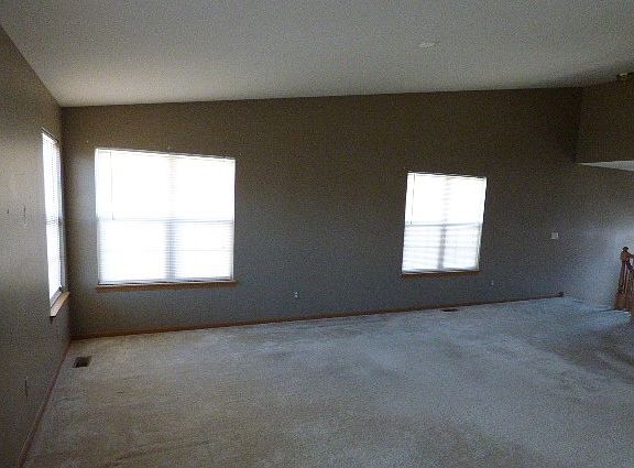 2nd image of 661 Sterling Ct #4