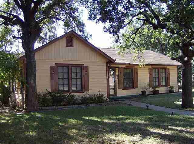 1st image of 2206 Avenue E