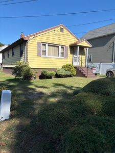 394 Harding Avenue, Stratford, CT, 06615