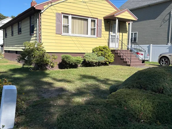 394 Harding Avenue, Stratford, CT 06615