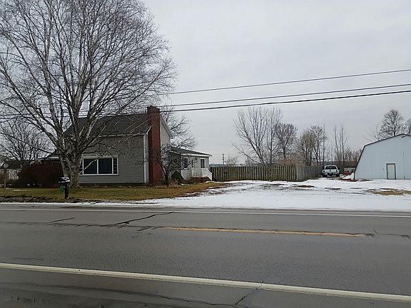 2nd image of 6038 Cass City Rd