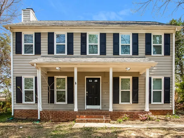 11025 Ballards Pond Ln, Matthews, NC 28105