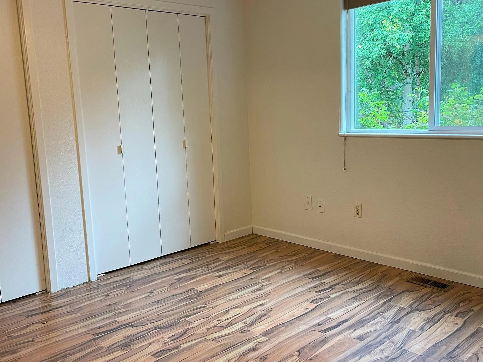 2 bed, 900 sqft, $2,500 — Photo 4