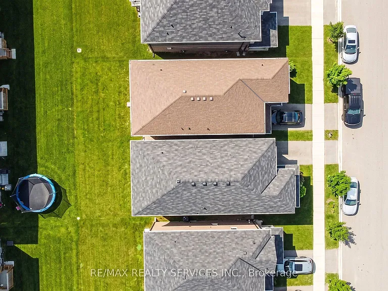 9 Copeman Ave — Photo 36