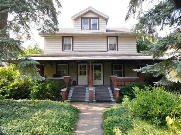 1923 E 34th St, Lorain, OH 44055