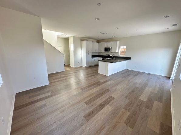 139 S Lassen Ave