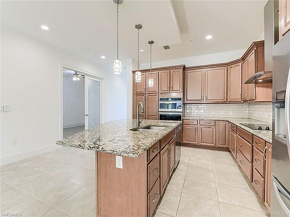 3rd image of 21530 Strada Nuova CIR #215