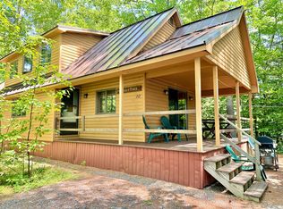 212 Peninsula Dr, Oakland, ME 04963