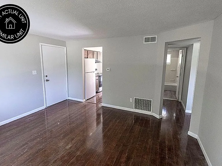 1309 N Golf Blvd #A — Photo 4