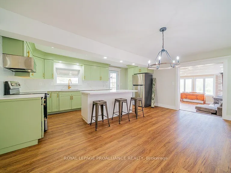 5948 Ardoch Rd — Photo 15