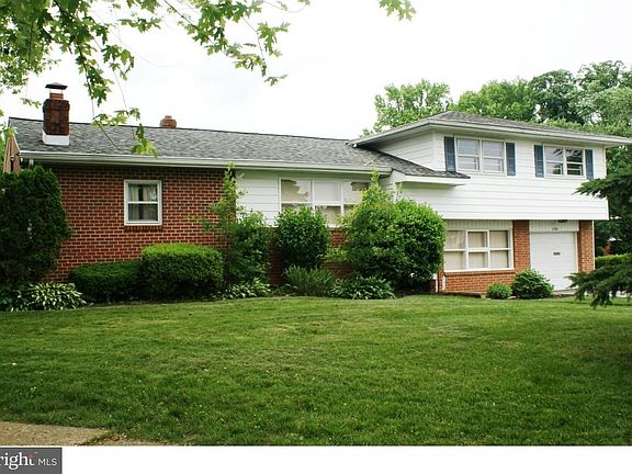 2nd image of 2100 Ferguson Dr